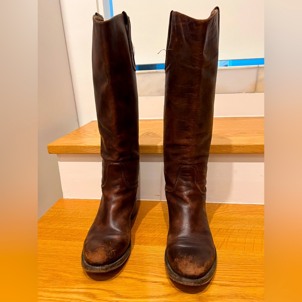 Rocco P worn boots from Barneys. Size 36. Leather